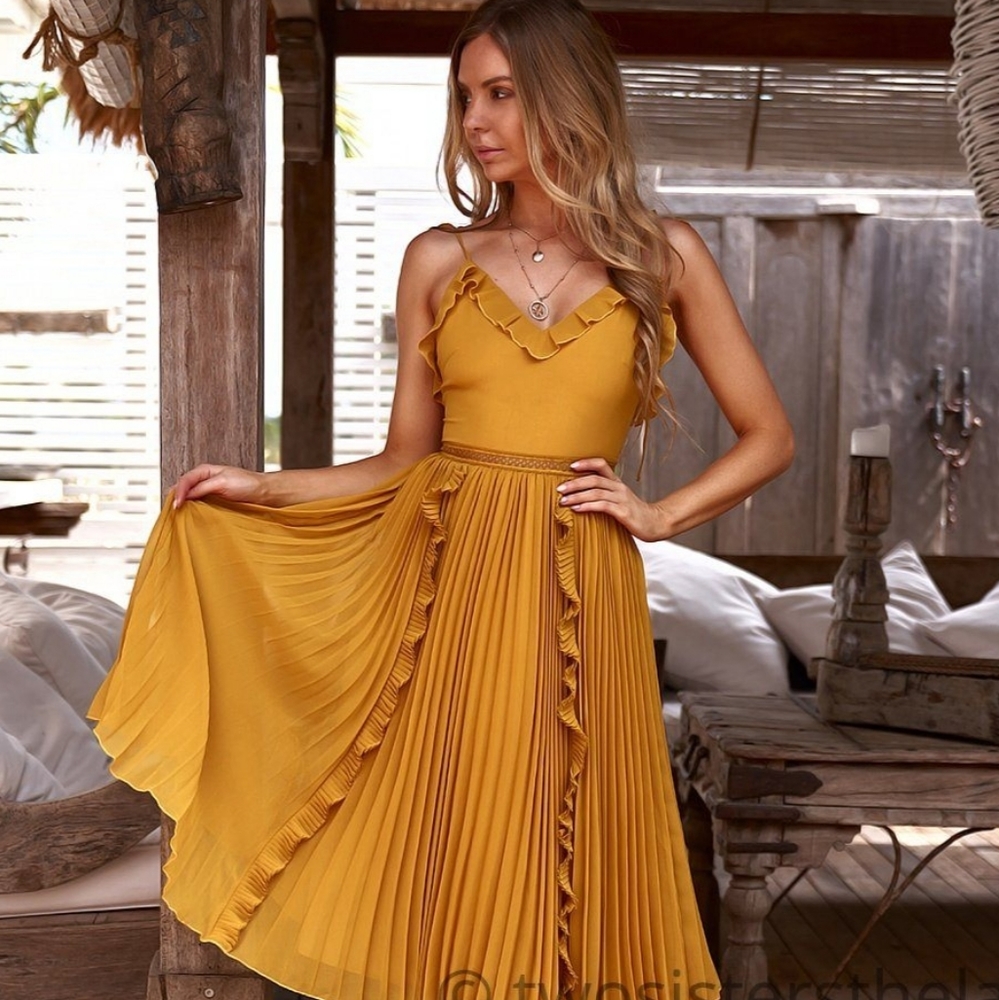 HP🍾 Two Sisters Maia Mustard Dress NWT